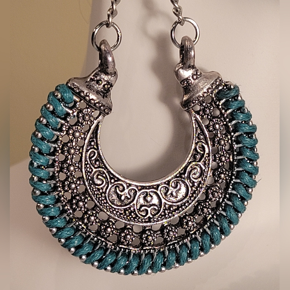 The Aztec Touch - Picture 7 of 9